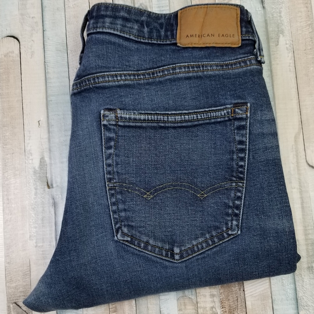 American Eagle Athletic Fit Jeans